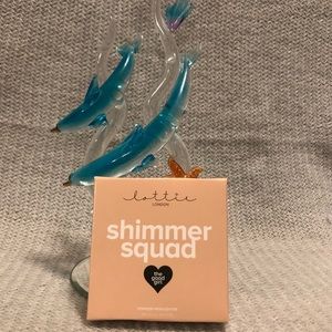 Lottie shimmer squad